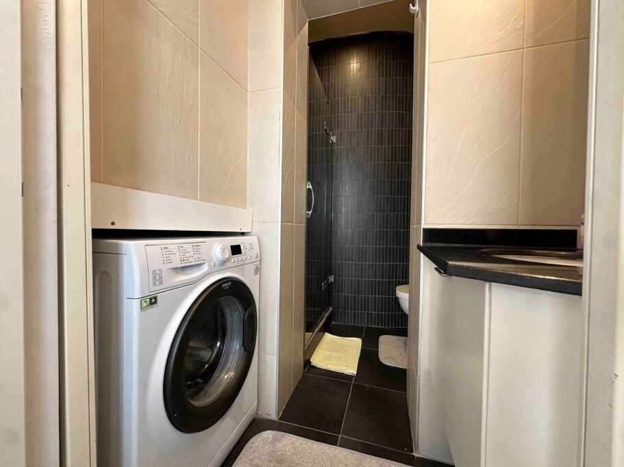 2br, 2ba, 1st Floor Of Historical Building ,galata *