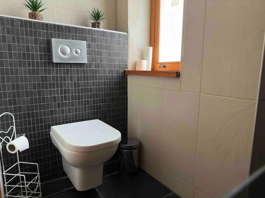 2br, 2ba, 1st Floor Of Historical Building ,galata Daire
